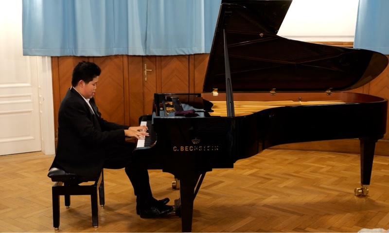  Kevin Tan (age 15) Piano Recital in Vienna 